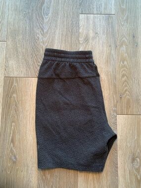 nwot At Ease Shorts 7”